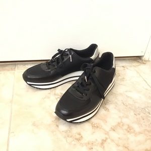 Micheal Kors Black Tennis Shoes